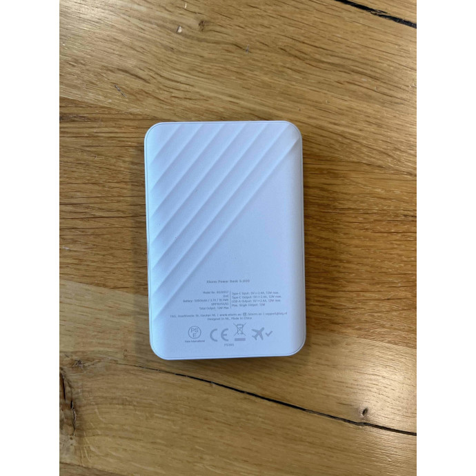 Xtorm Go2 Series Powerbank | 5.000 mAh | 12W / 1x USB-C / 1x USB-A | ice (weiß) | XG2E057