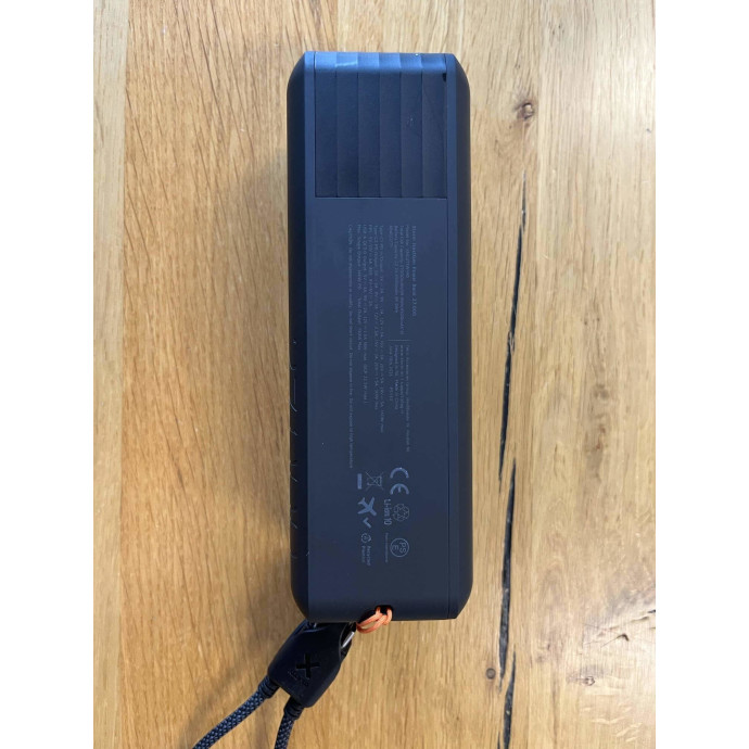 Xtorm NextGen6 PowerBank | 27.000 mAh | 140W / PD / 2x USB-C / 1x USB-A / integriertes Ladekabel | schwarz | XNG271W140